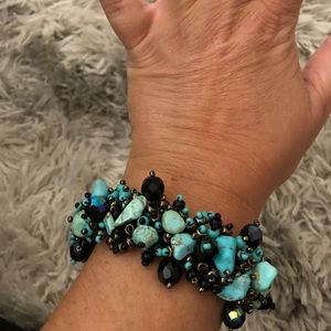 Sea blue beaded bracelet